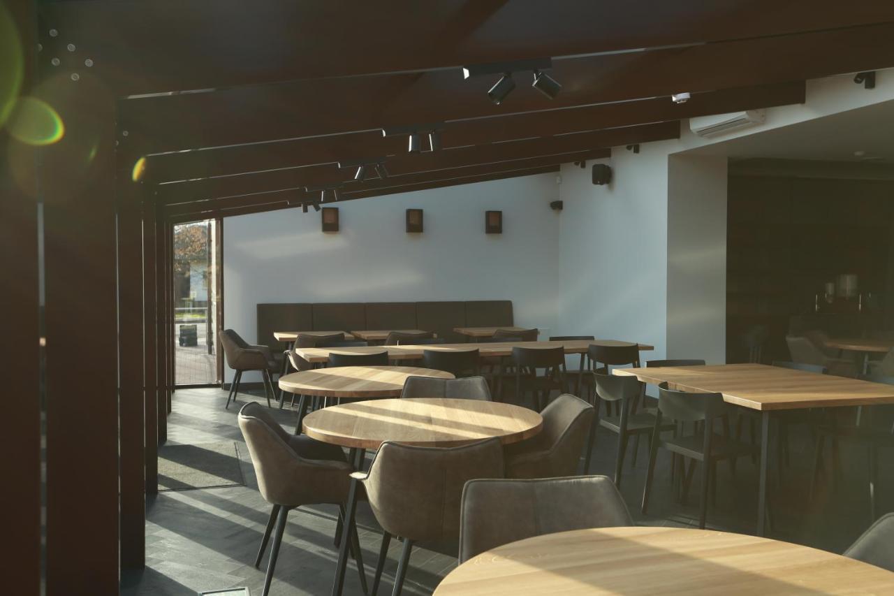 Baltas Gandras Otel Naisiai Dış mekan fotoğraf